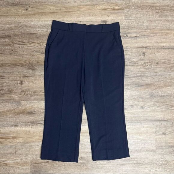 Sag Harbor Navy Cropped Pants - Picture 1 of 11